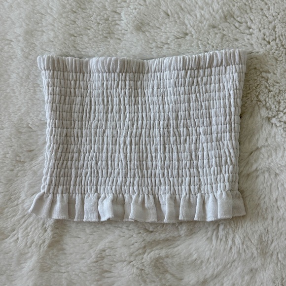 NWT Vitamin A Nya Smocked Strapless Cotton Bandeau Top in White Crinkle Linen - Picture 6 of 16